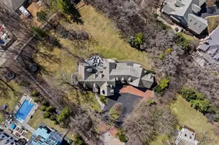 2335 Pebblefork Ln, Northfield, IL 60093 - Photo 9