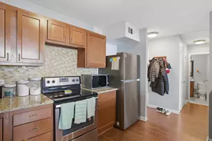 6301 N Sheridan Rd, Chicago, IL 60660 - Photo 17