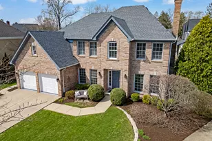 708 Fairfield Ct, Westmont, IL 60559 - Photo 1