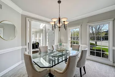 708 Fairfield Court, Westmont, IL 60559 - Photo 9