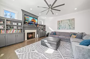 619 Jackson Ave, River Forest, IL 60305 - Photo 9