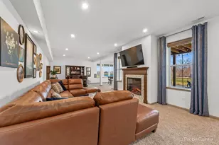 3654 Old Bridge Ln, Elgin, IL 60124 - Photo 37