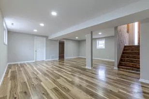 1096 Beechwood Rd, Buffalo Grove, IL 60089 - Photo 17