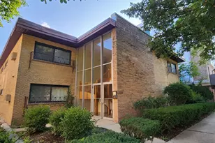 257 Washington Blvd, Oak Park, IL 60302 - Photo 1