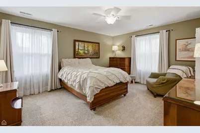 329 Everett Avenue #2B, Crystal Lake, IL 60014 - Photo 13