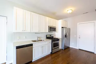 2122 N Springfield Ave, Chicago, IL 60647 - Photo 7