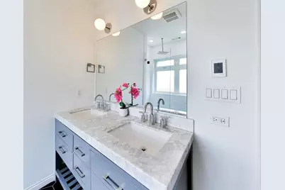 1532 W Fry Street #3, Chicago, IL 60642 - Photo 23