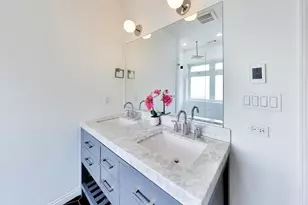 1532 W Fry St, Chicago, IL 60642 - Photo 23