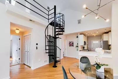 1532 W Fry Street #3, Chicago, IL 60642 - Photo 7