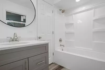 54 Hillcrest Avenue, Fox Lake, IL 60020 - Photo 9