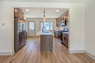 127 N Cedar Ln, Glenwood, IL 60425 - Photo 7