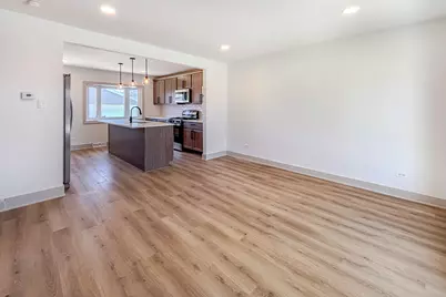 127 N Cedar Lane, Glenwood, IL 60425 - Photo 5