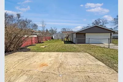 127 N Cedar Lane, Glenwood, IL 60425 - Photo 23