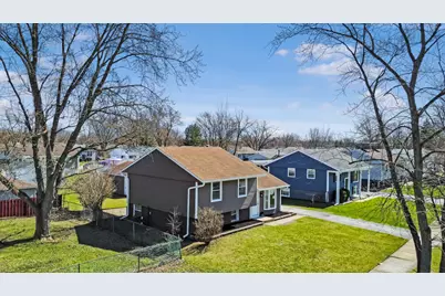 127 N Cedar Lane, Glenwood, IL 60425 - Photo 1