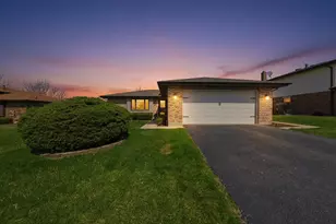 8306 163rd St, Tinley Park, IL 60477 - Photo 35