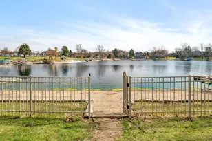 208 Santos Ave, Minooka, IL 60447 - Photo 35