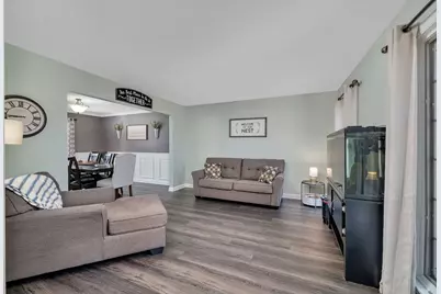 208 Santos Avenue, Minooka, IL 60447 - Photo 5