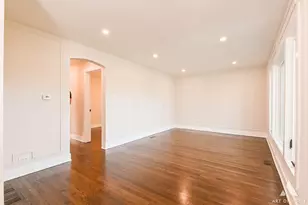 10455 S Whipple St, Chicago, IL 60655 - Photo 3