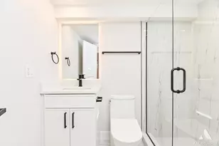 10455 S Whipple St, Chicago, IL 60655 - Photo 21