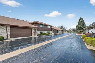 10536 Illinois Ct, Orland Park, IL 60467 - Photo 47