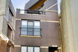 2241 W Roscoe St, Chicago, IL 60618 - Photo 1