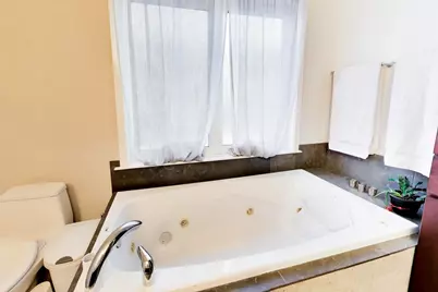 2241 W Roscoe Street #3, Chicago, IL 60618 - Photo 31