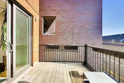 2241 W Roscoe Street #3, Chicago, IL 60618 - Photo 21