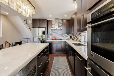 2241 W Roscoe Street #3, Chicago, IL 60618 - Photo 9