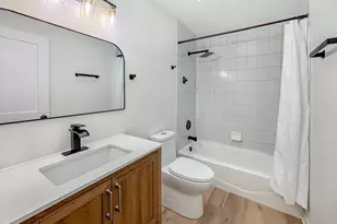 4933 Meadow Lake Dr, Richton Park, IL 60471 - Photo 15