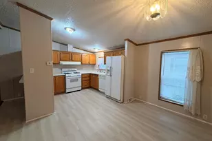 4004 Bluff Dr, Belvidere, IL 61008 - Photo 7