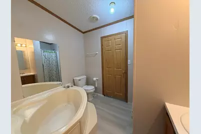 4004 Bluff Drive, Belvidere, IL 61008 - Photo 11