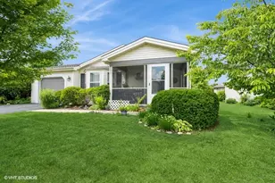 1016 Castleton Ct, Grayslake, IL 60030 - Photo 1