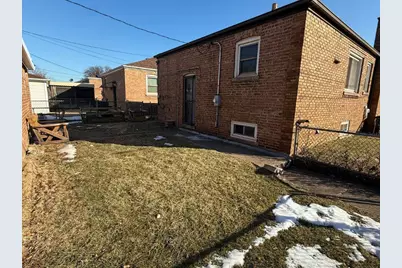 12484 S Michigan Avenue, Chicago, IL 60628 - Photo 15