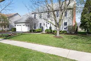 3700 Charlemaine Dr, Aurora, IL 60504 - Photo 3