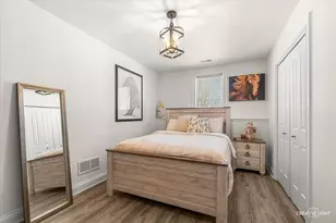 42W534 Empire Rd, Saint Charles, IL 60175 - Photo 23