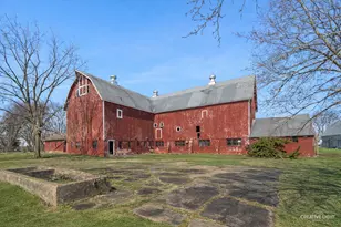 42W534 Empire Rd, Saint Charles, IL 60175 - Photo 5