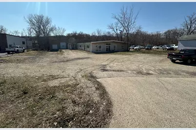 1035 W Algonquin Road, Algonquin, IL 60102 - Photo 5