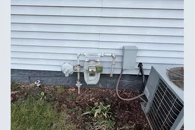 609 E Clay Street, Clifton, IL 61727 - Photo 7