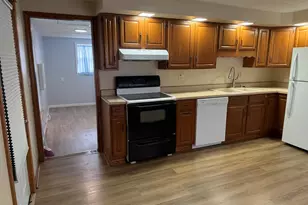 609 E Clay St, Clifton, IL 61727 - Photo 35