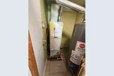 609 E Clay Street, Clifton, IL 61727 - Photo 43