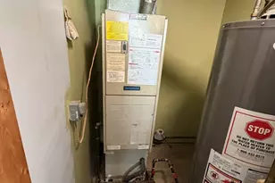 609 E Clay St, Clifton, IL 61727 - Photo 43