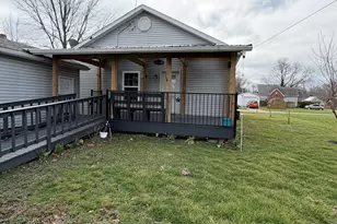 609 E Clay St, Clifton, IL 61727 - Photo 11