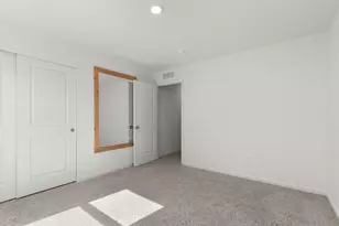 2461 Tahoe ln, Pingree Grove, IL 60140 - Photo 21