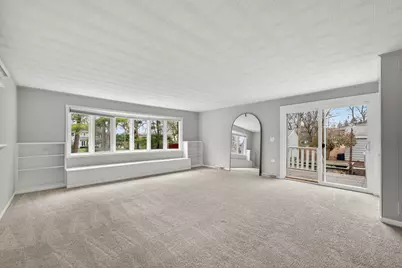 270 S Ott Avenue, Glen Ellyn, IL 60137 - Photo 15