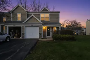 1670 College Green Dr, Elgin, IL 60123 - Photo 29