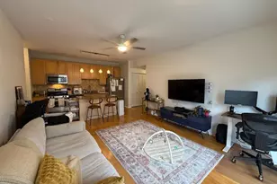 2720 W Cortland St, Chicago, IL 60647 - Photo 5