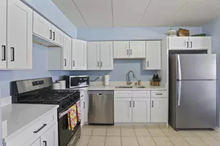 7301 Evergreen Dr, Orland Park, IL 60462 - Photo 9