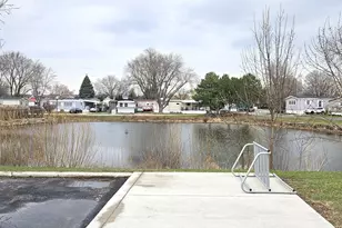 57 Curricle Rd, Wheeling, IL 60090 - Photo 3