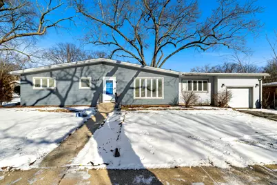 648 E Lincoln Street, Palatine, IL 60074 - Photo 1