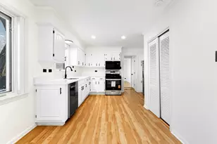 648 E Lincoln St, Palatine, IL 60074 - Photo 9